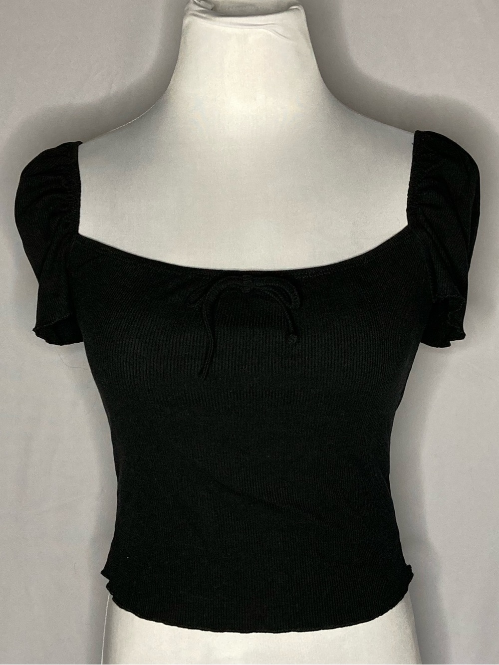 Superdown Black Puff Sleeve Crop Top With Bow Detail